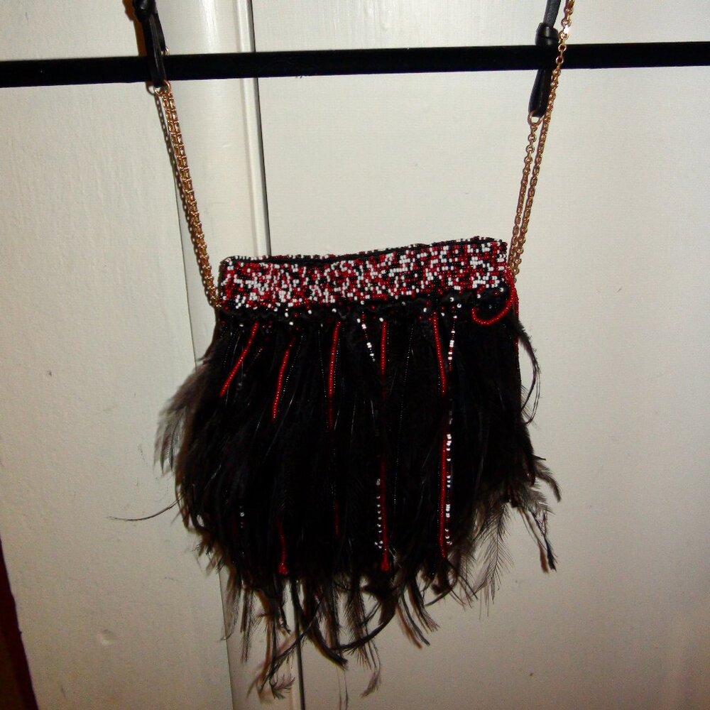 NWOT Valentino Garavani Ricamo Mini Beaded Feather Evening Shoulder Bag - Picture 6 of 10